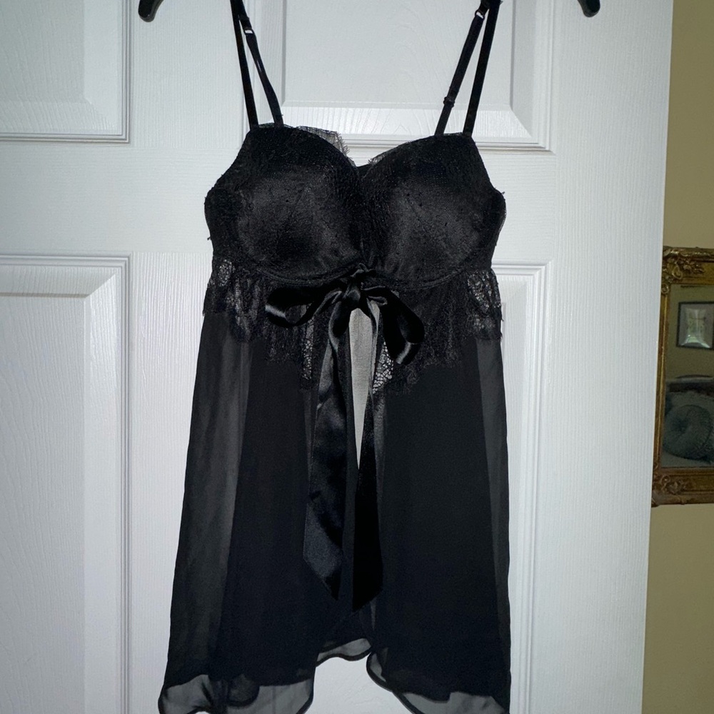 Victoria’s Secret Elegant Black Lace Babydoll Lingerie